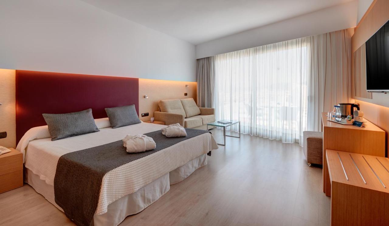Cm Playa Del Moro Hotel Cala Millor  Bagian luar foto