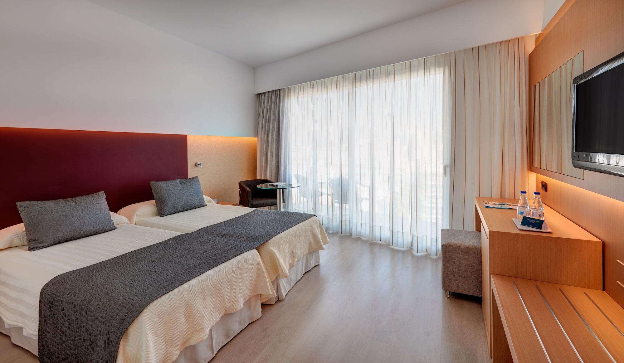 Cm Playa Del Moro Hotel Cala Millor  Bagian luar foto