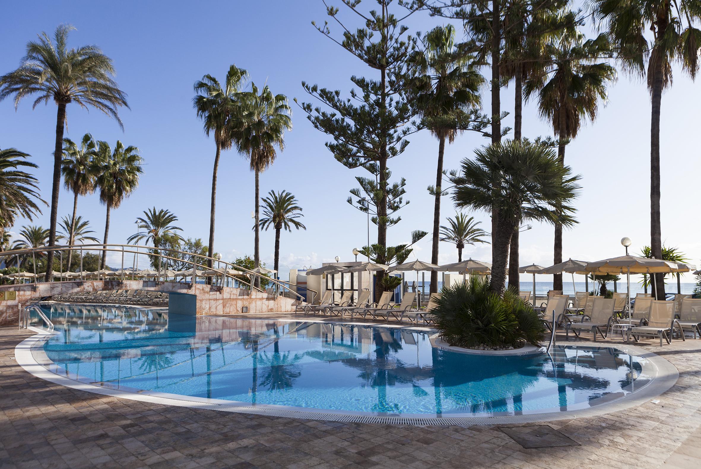 Cm Playa Del Moro Hotel Cala Millor  Bagian luar foto