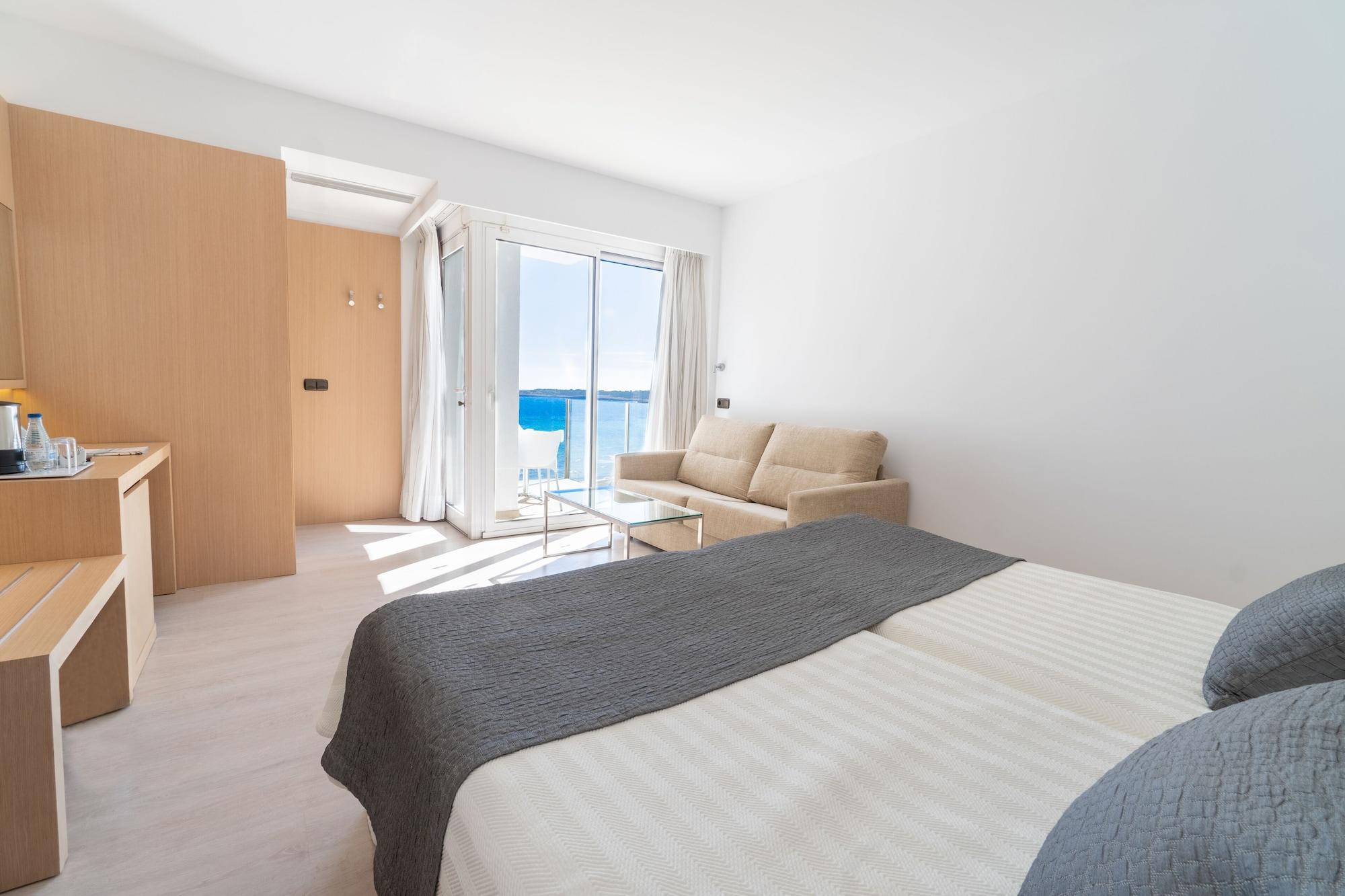 Cm Playa Del Moro Hotel Cala Millor  Bagian luar foto